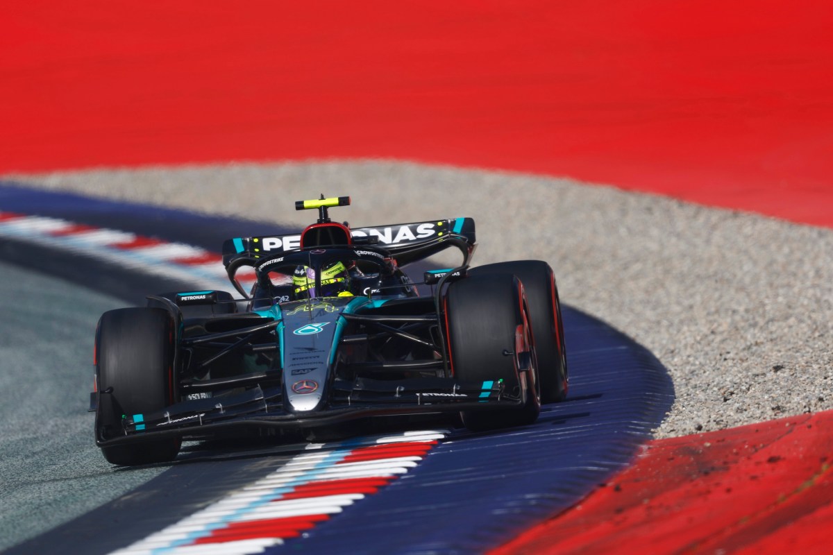 Mercedes-AMG Petronas F1 team steers toward nature-based carbon credits