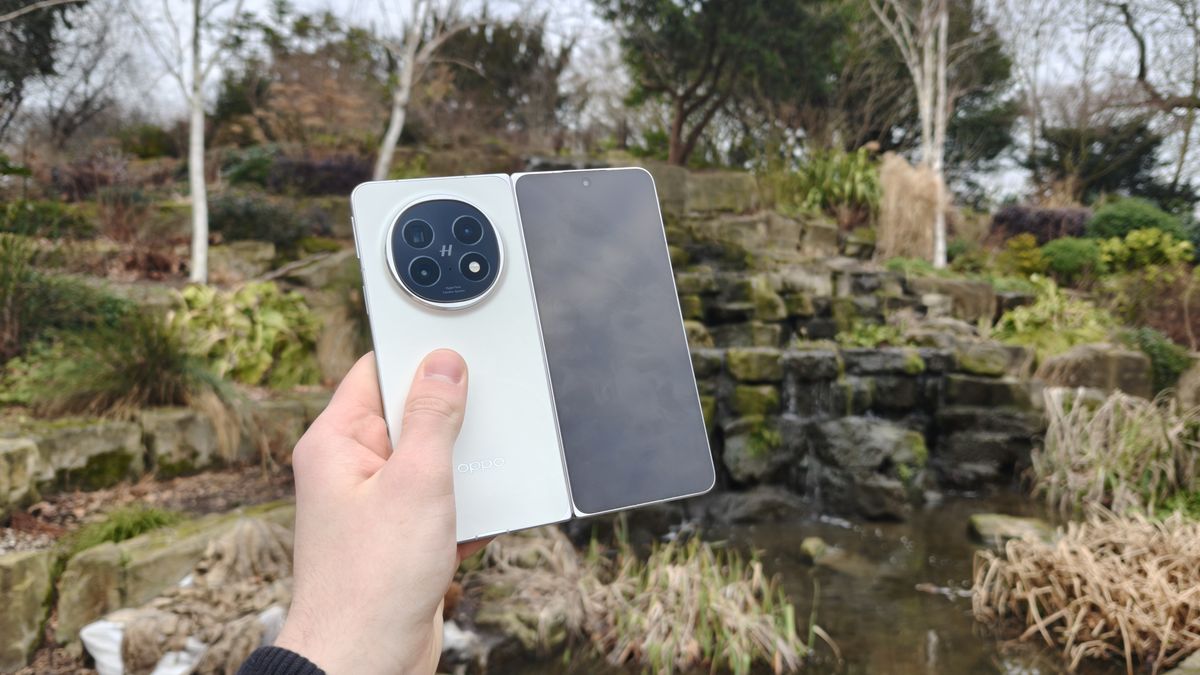Oppo Find N5 review: the foldable phone of the future