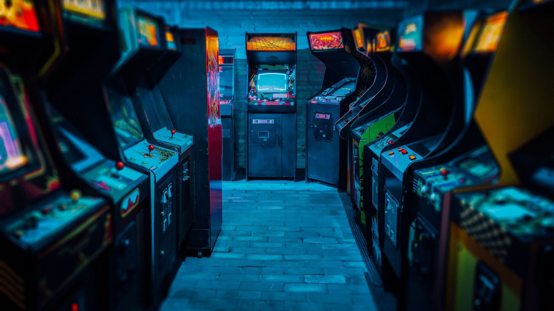 4 Ways Arcade Games Got Pay-to-Win Right
