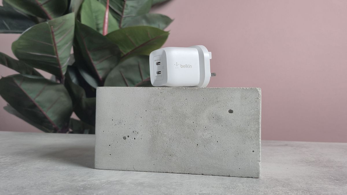 Belkin BoostCharge Pro GaN Dual Wall Charger 45W review: a mini dual-port wall charger with a couple of flaws, but plenty of positives