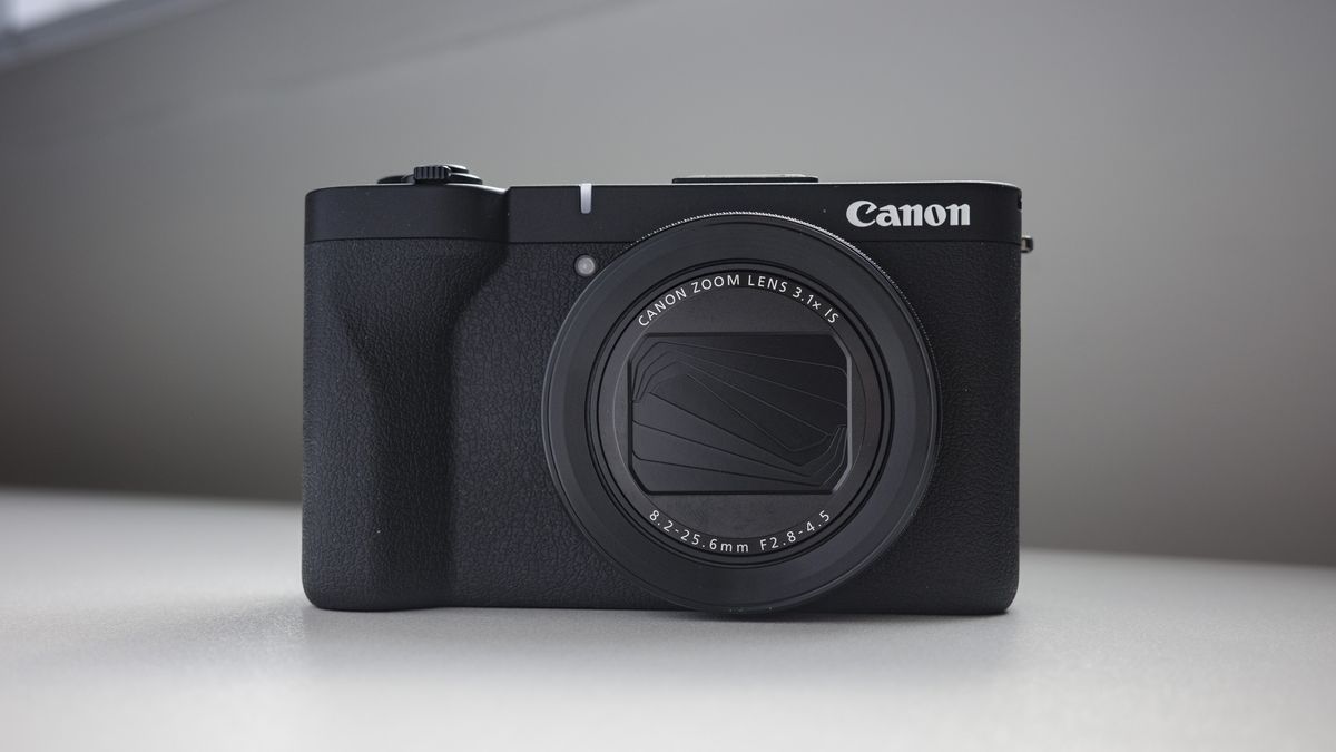 Canon PowerShot V1 review: Sony-beating vlogging skills