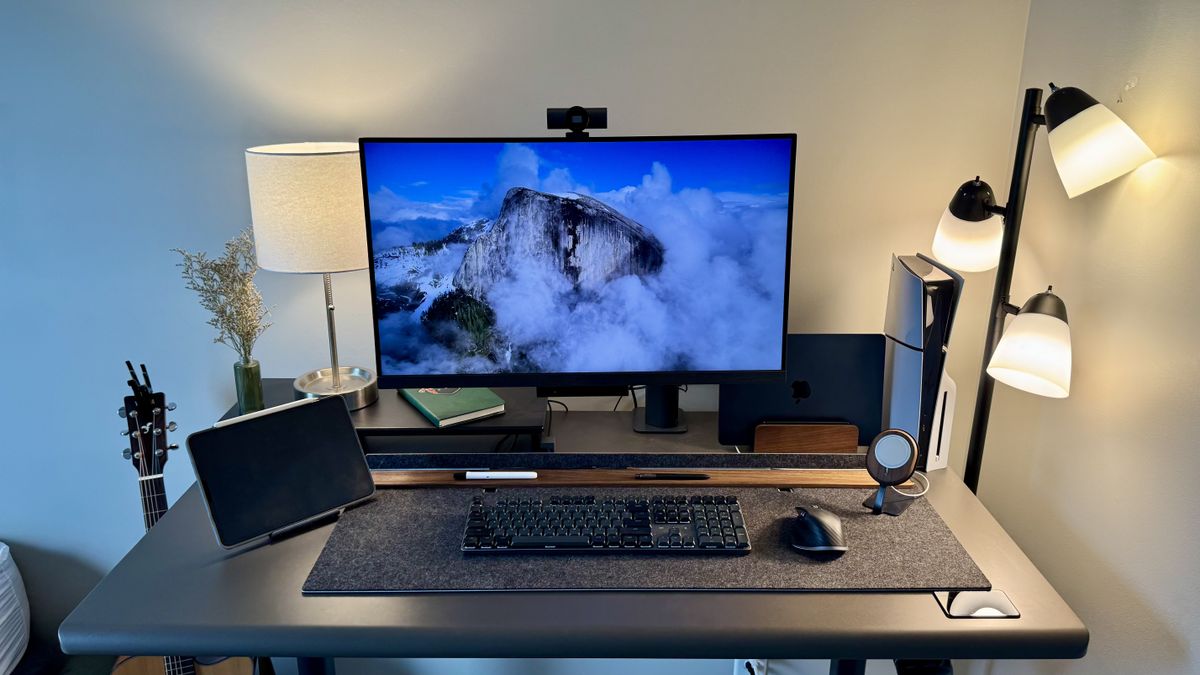 Autonomous SmartDesk 5 standing desk review