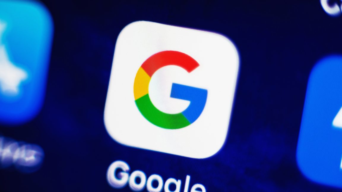 Apple barred from Google antitrust trial, putting $20 billion search deal on the line