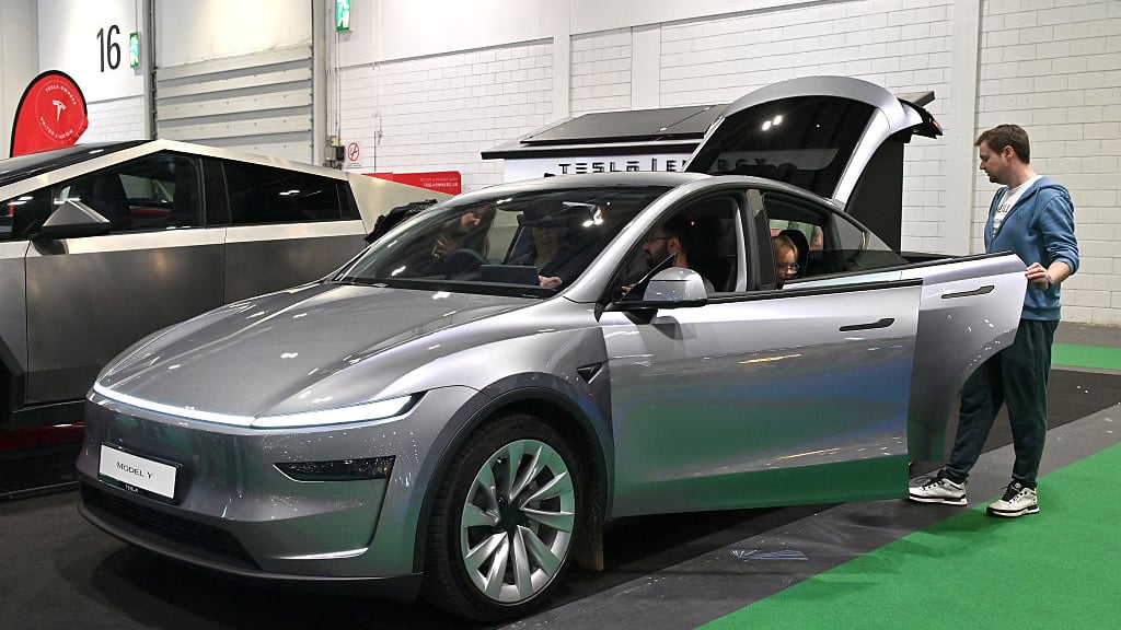 More Trouble for Elon As Tesla Reportedly Delays Cheaper EVs