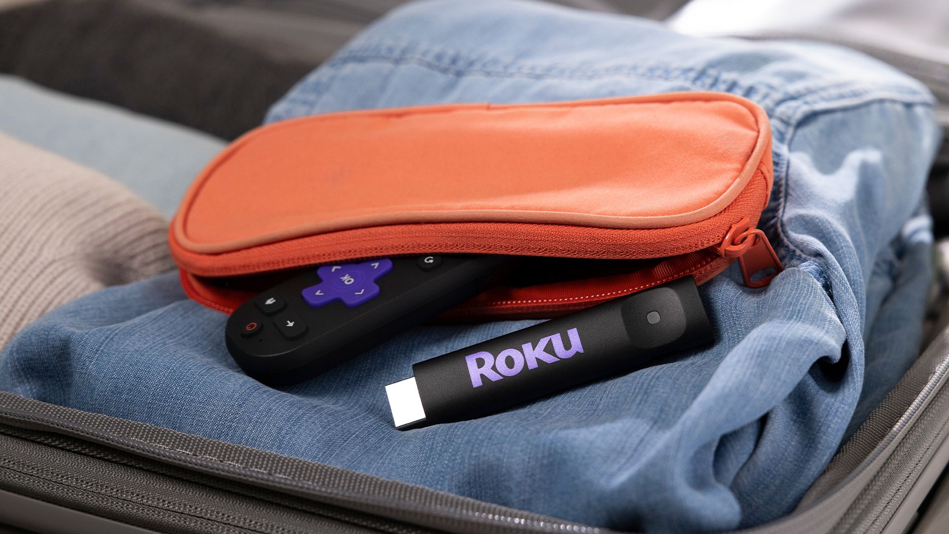 Roku’s New Ultra-Portable Streaming Sticks Are Ready for Summer Travel
