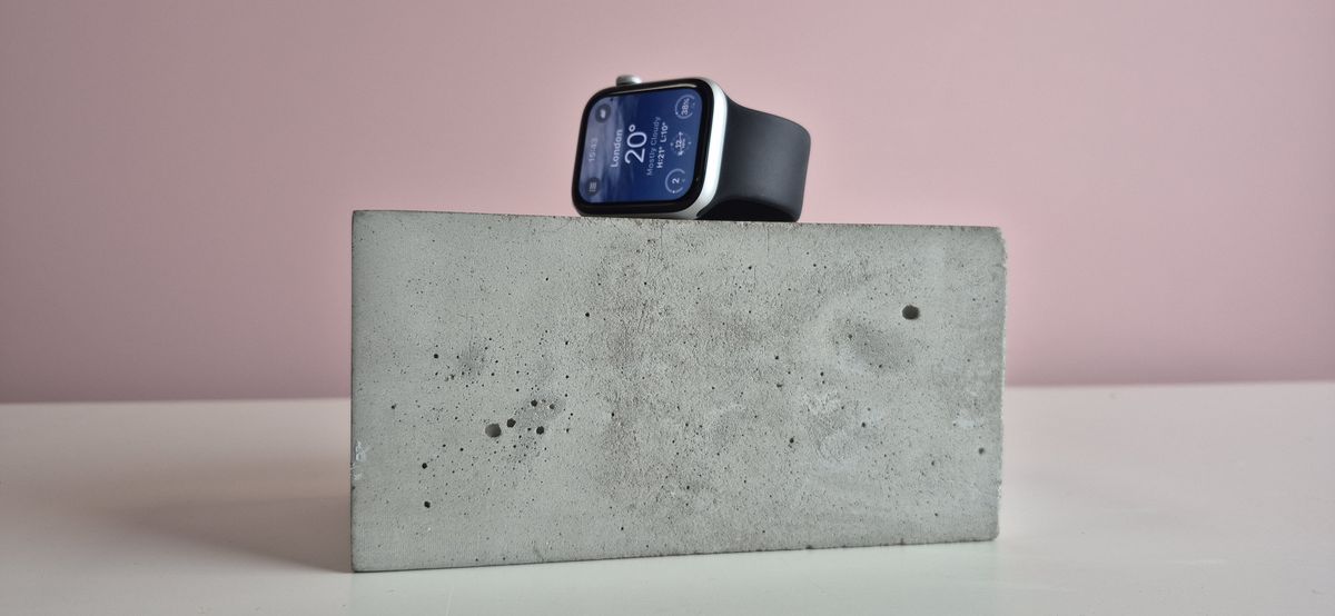 Apple Solo Loop review: a simple yet effective Apple Watch band that can even go for a swim