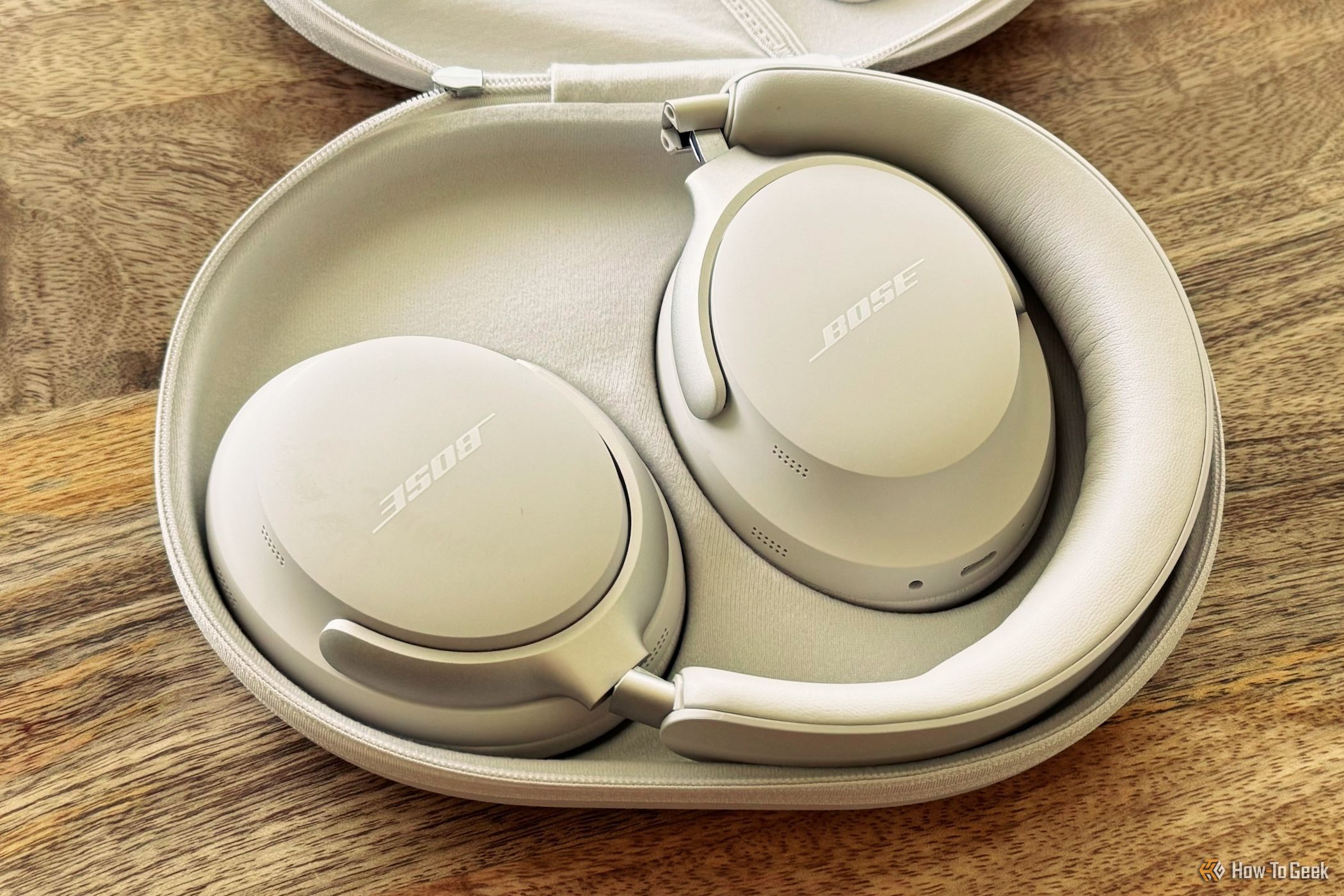 This Is How You Should Store Your Headphones