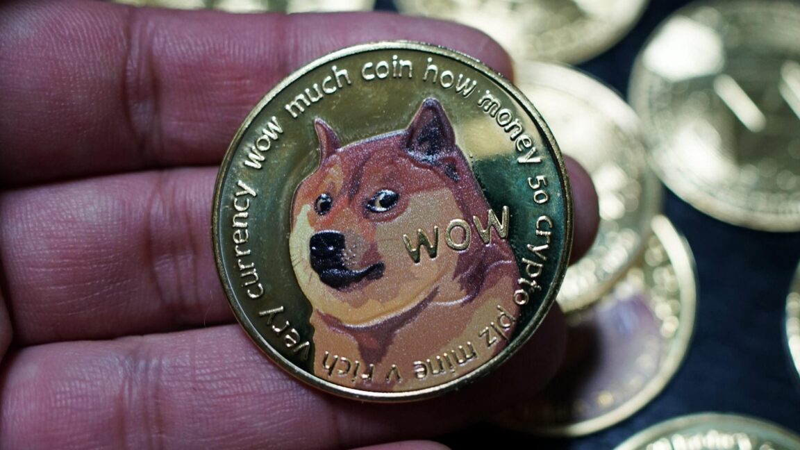 DOGE could help Musk firms avoid $2.3B in government penalties, Democrats say