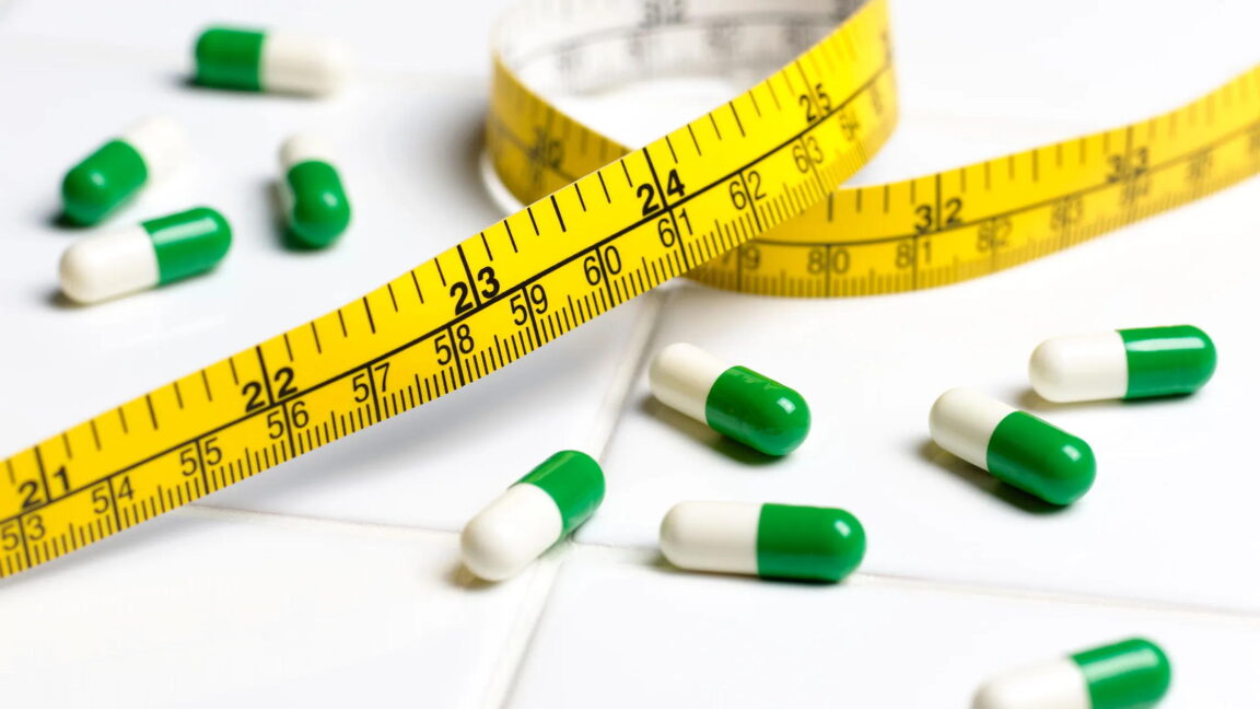 Experimental drug looks to be gastric bypass surgery in pill form