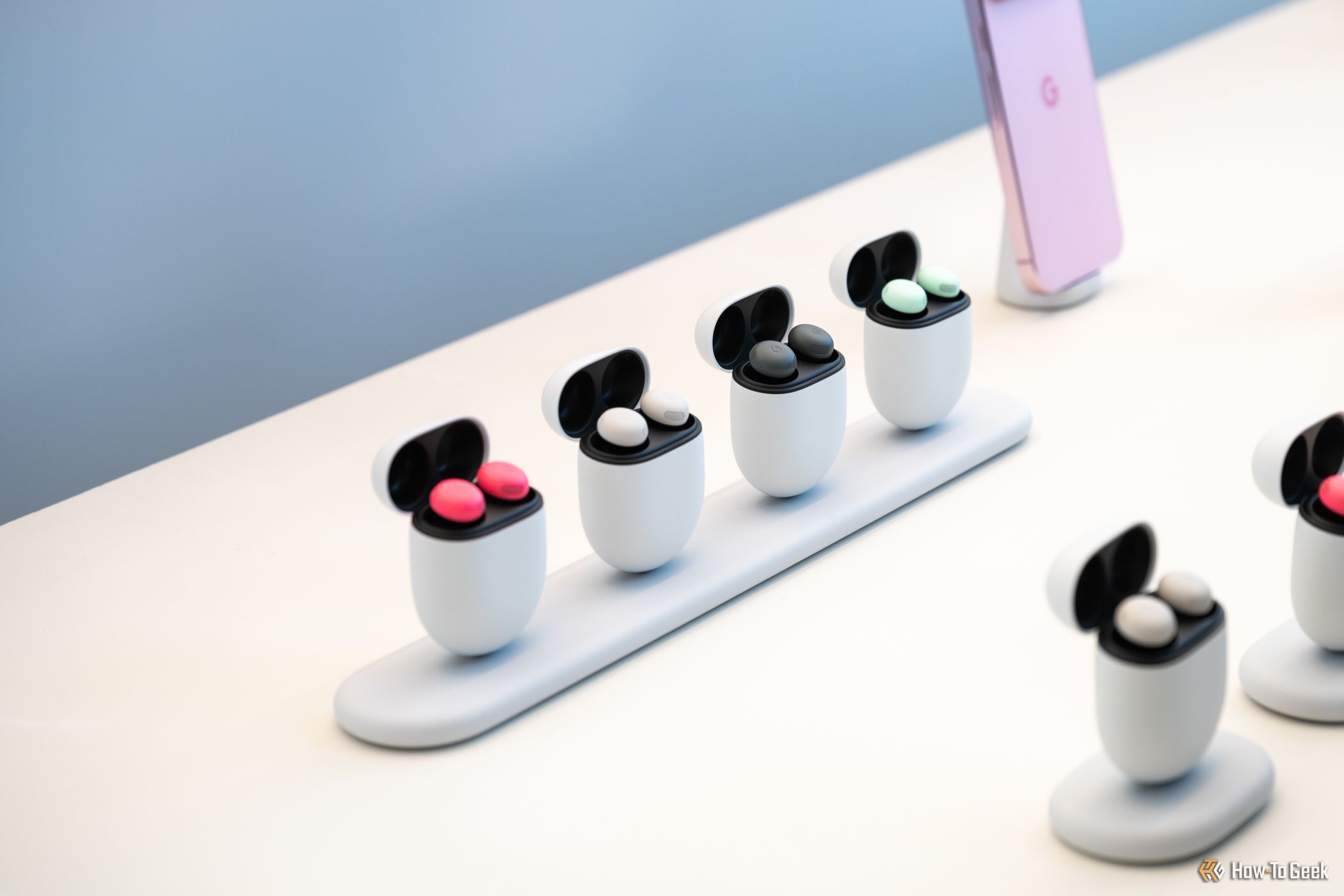Google Slashes Pricing on Its Best Pixel Buds
